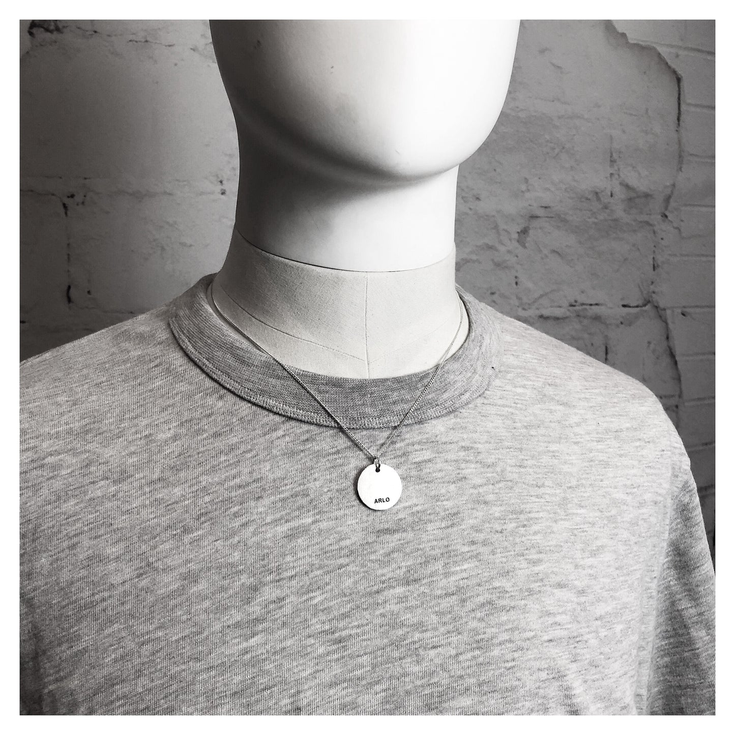 ARLO Circle Pendant