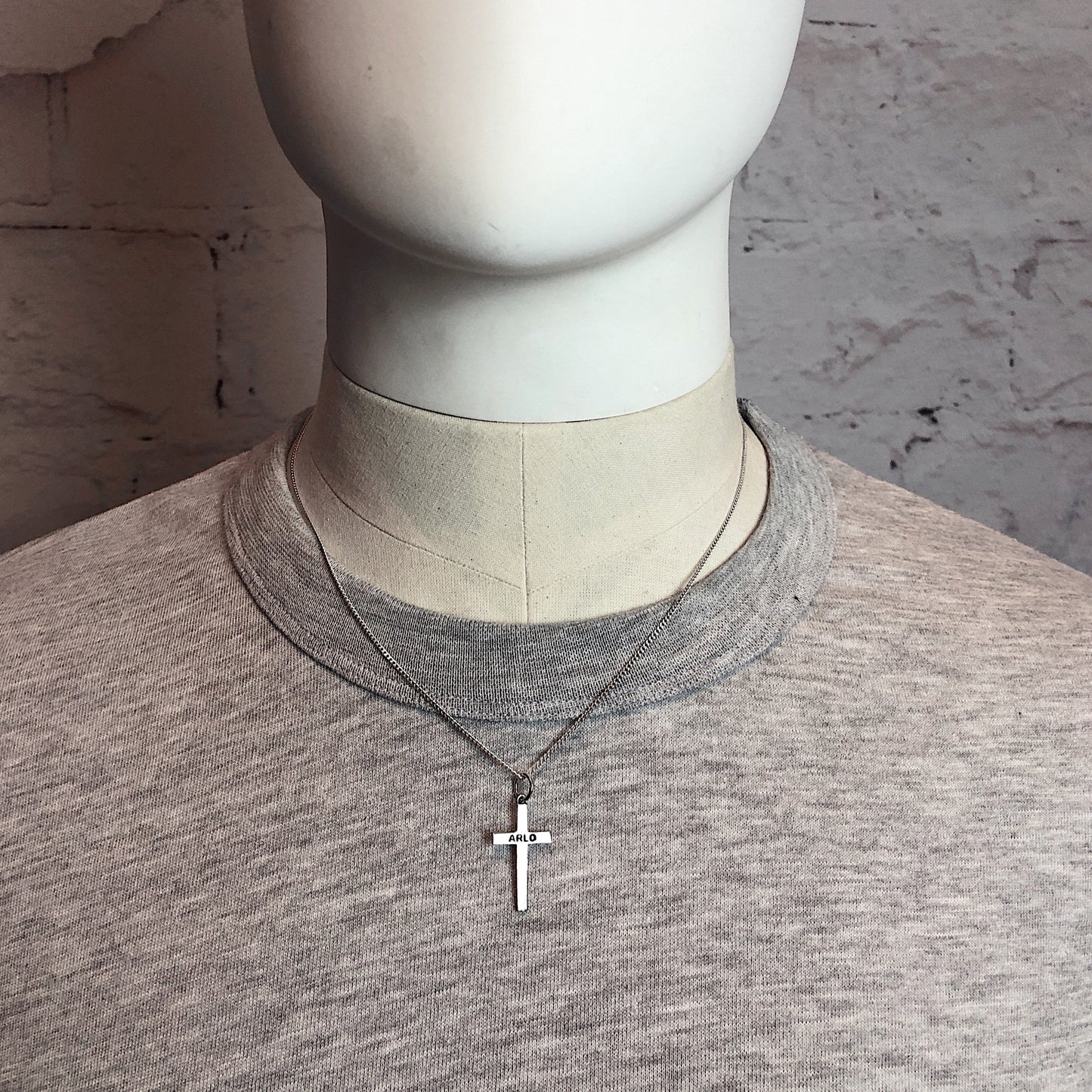 ARLO Cross Pendant