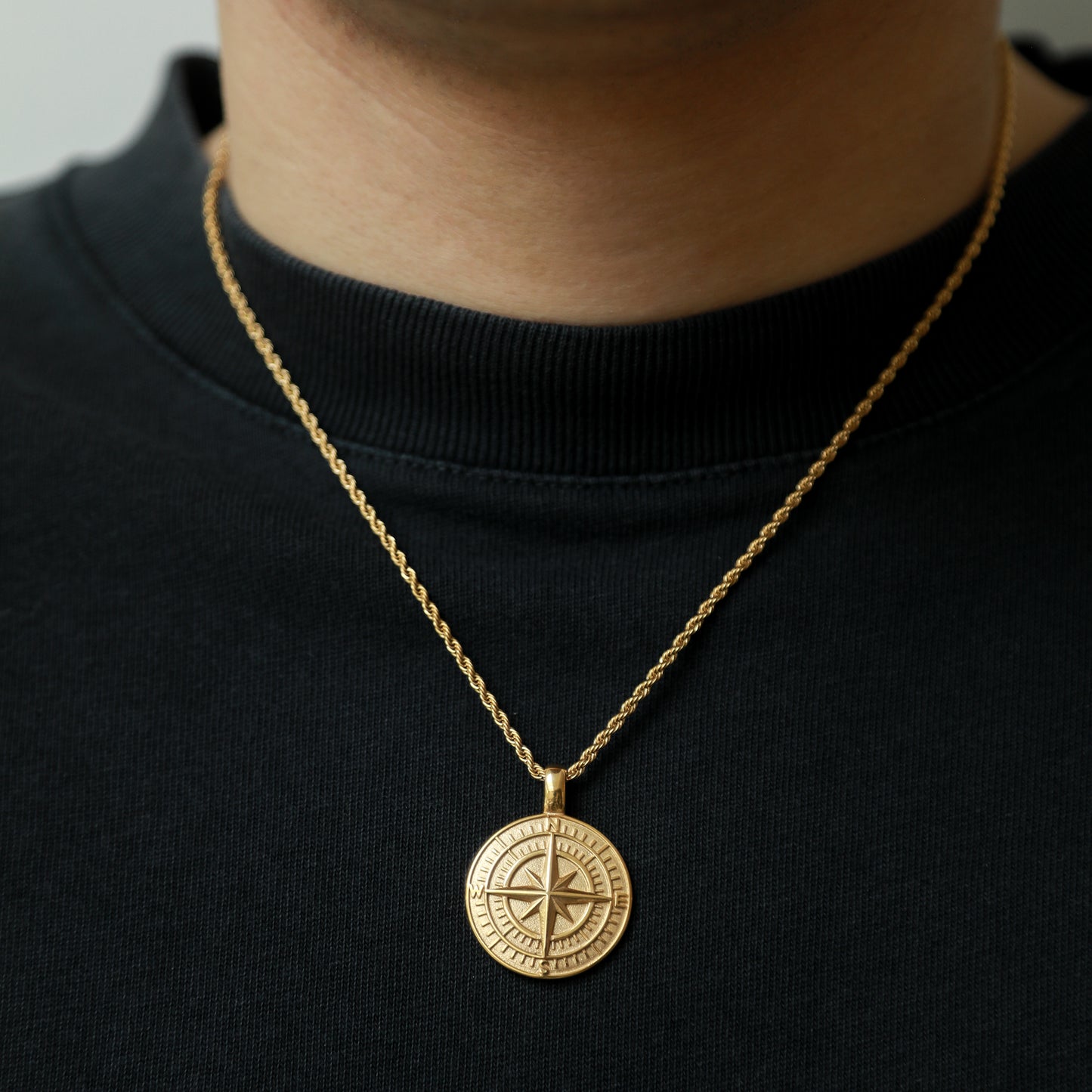 Compass Pendant - Gold